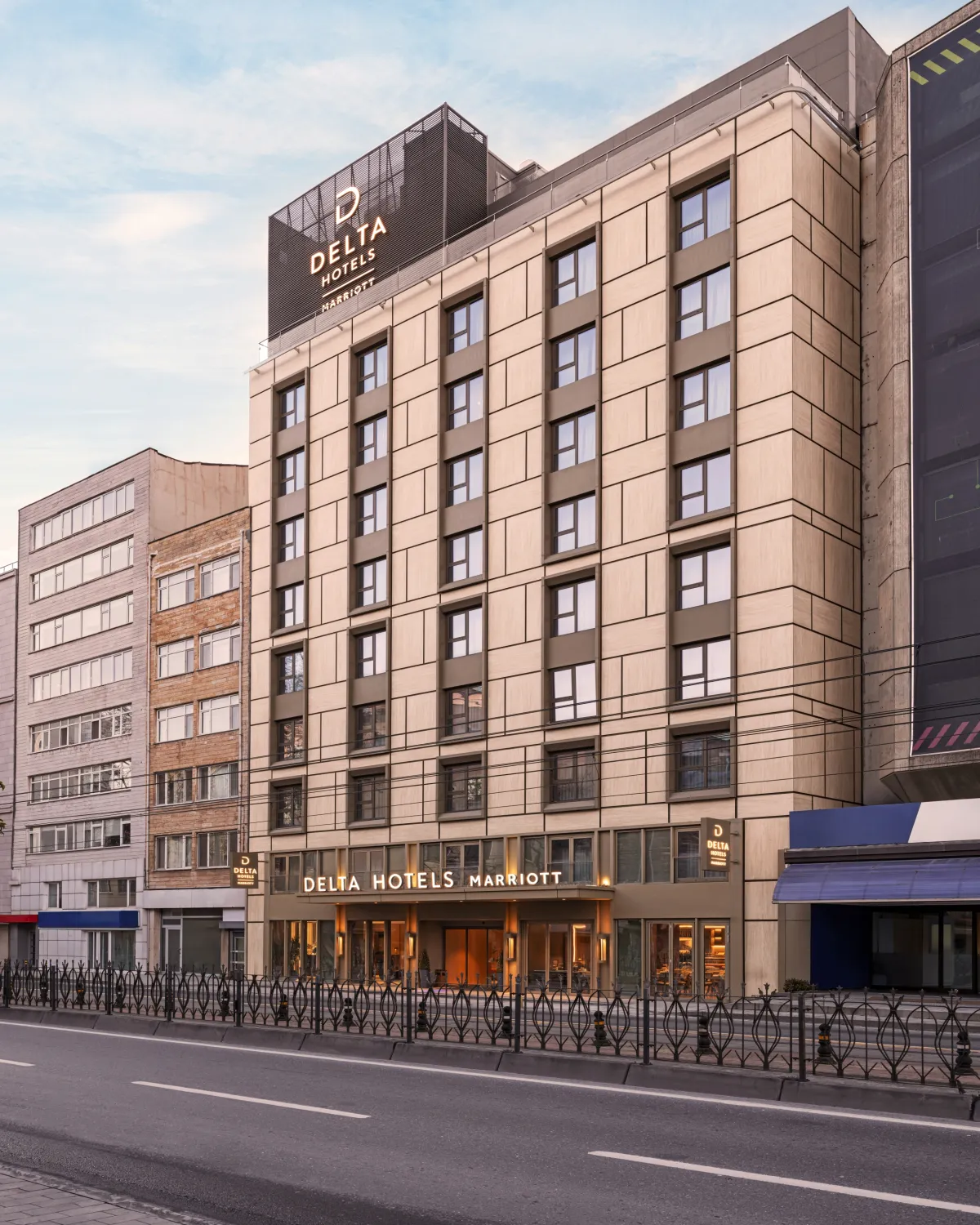 Apartament z widokiem na leśne otoczenie resortu